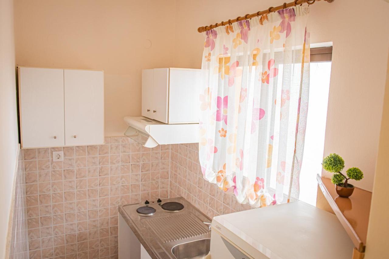 Aristotelis Apartments Vathí エクステリア 写真