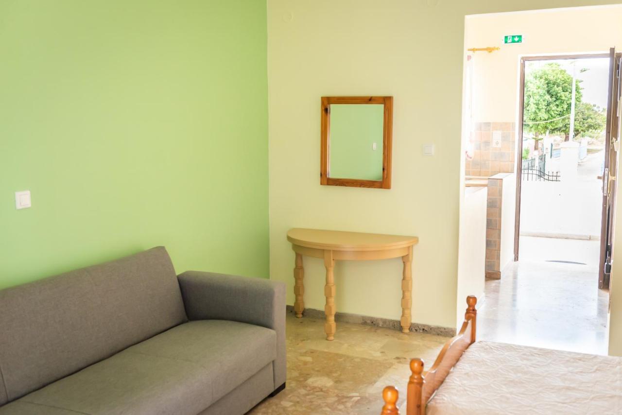 Aristotelis Apartments Vathí エクステリア 写真