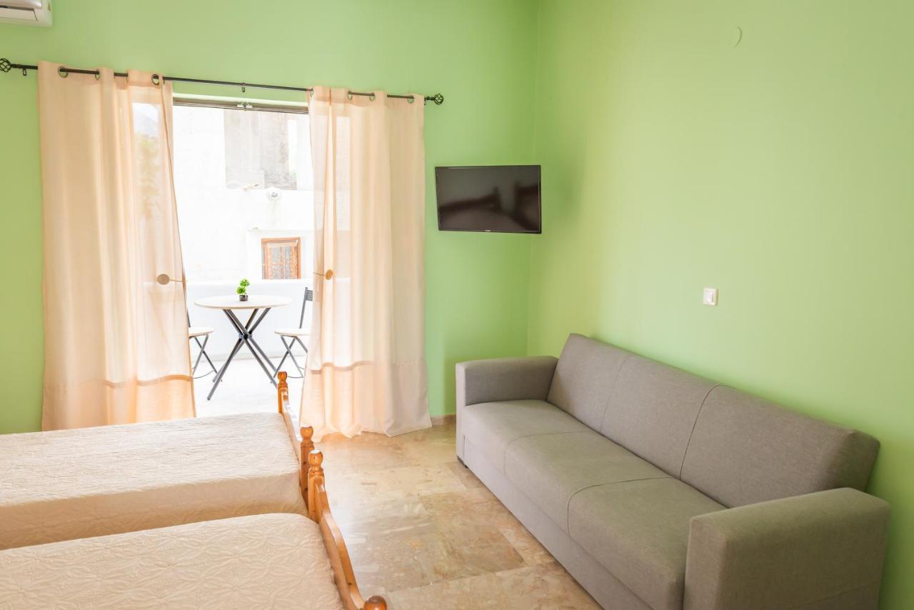 Aristotelis Apartments Vathí エクステリア 写真