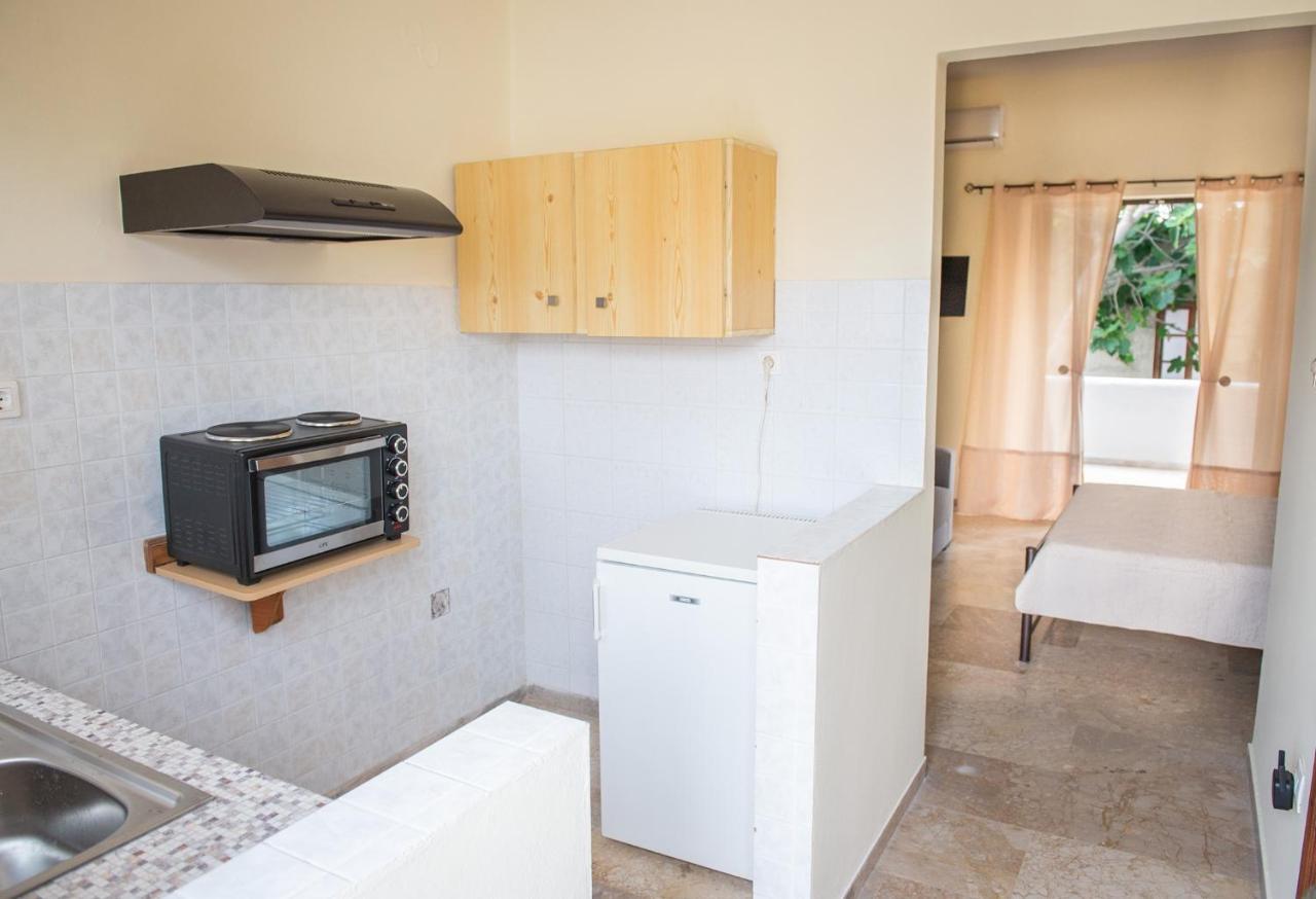 Aristotelis Apartments Vathí エクステリア 写真
